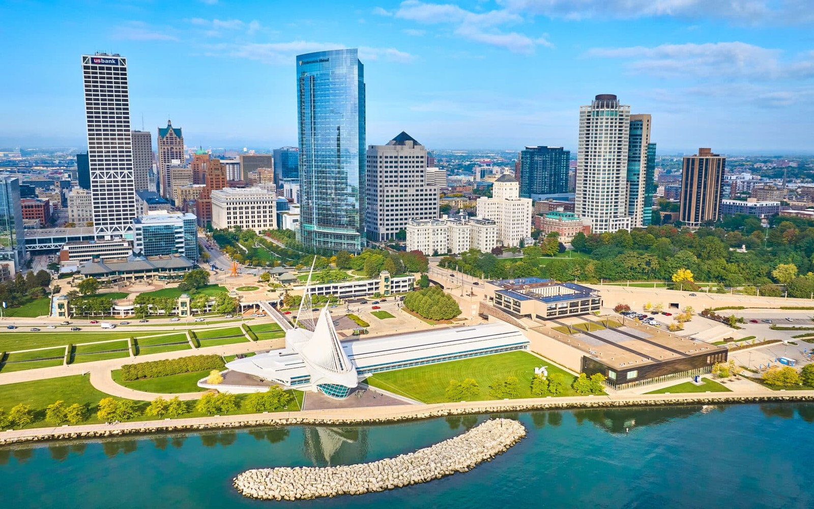 Vending Machine Financing in Milwaukee, WI Vending Machine Financing in Milwaukee, WI